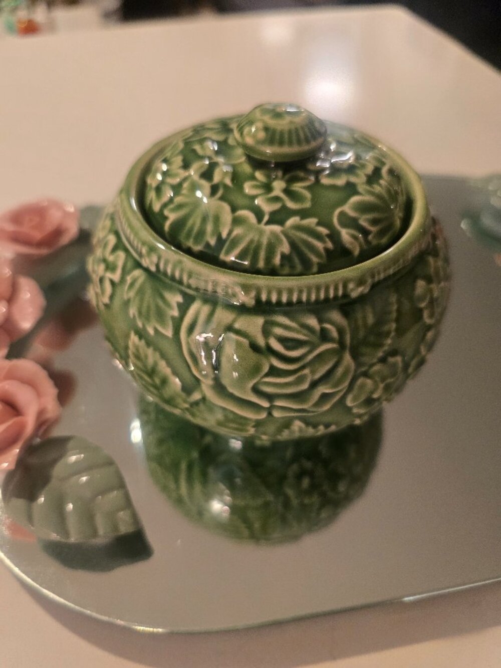 Tiffany & Co. Majolica Green Leaf Embossed Small Bowl/ Sugar Bowl